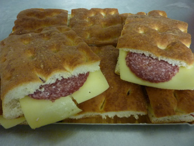 Focaccia farcita